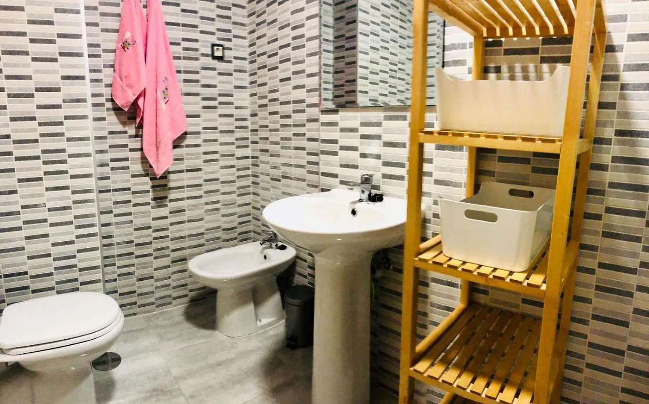 Apartment Low Cost Rooms La Merced Malaga